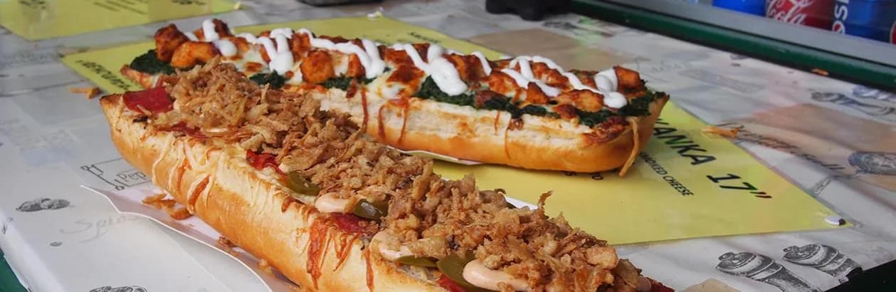 Ile kcal ma zapiekanka z biedronki? Sprawdź kalorie i skład